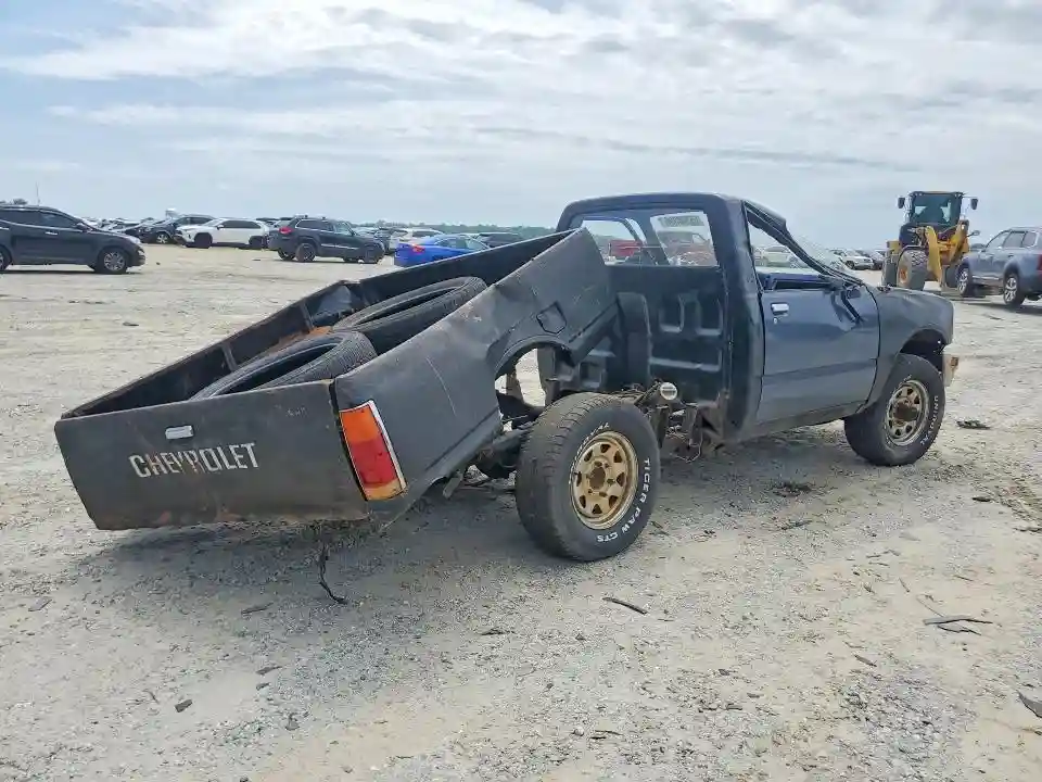 J8ZBR14N0B8256856 1981 CHEVROLET LUV-4