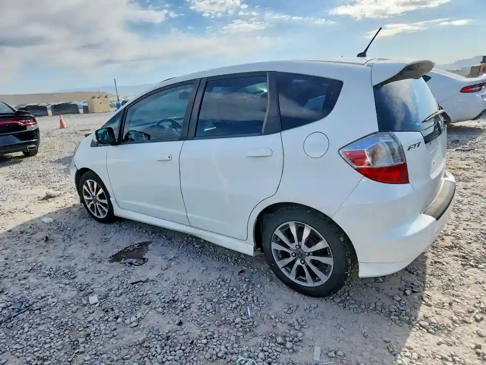 JHMGE8H51DC037575 2013 HONDA FIT-1