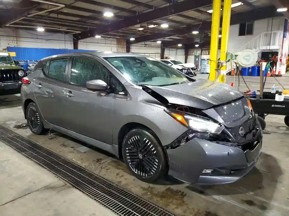 1N4CZ1CV1SC566661 2025 NISSAN LEAF-3