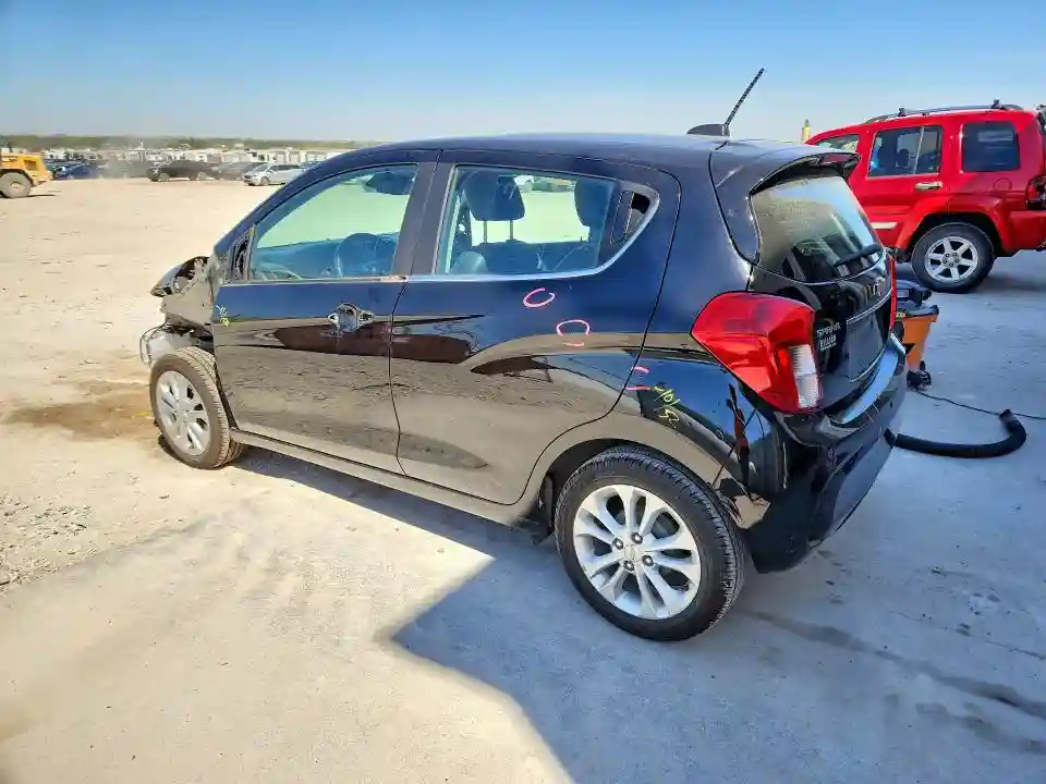 KL8CF6SA5NC035135 2022 CHEVROLET SPARK-1