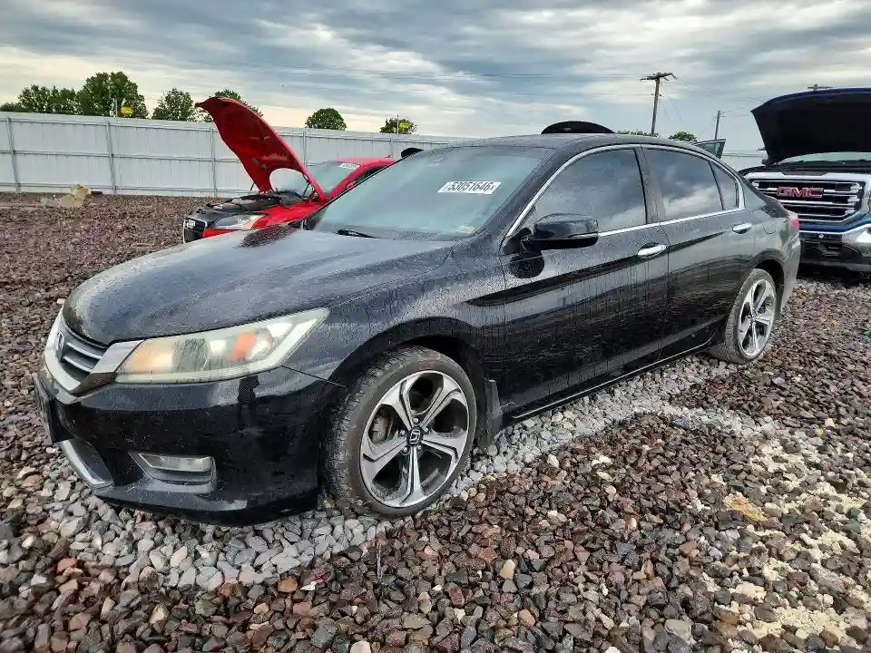 1HGCR2F86DA117997 2013 HONDA ACCORD-0