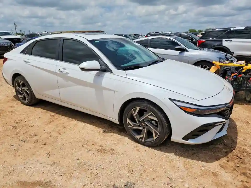 KMHLS4DG9SU939810 2025 HYUNDAI ELANTRA-3