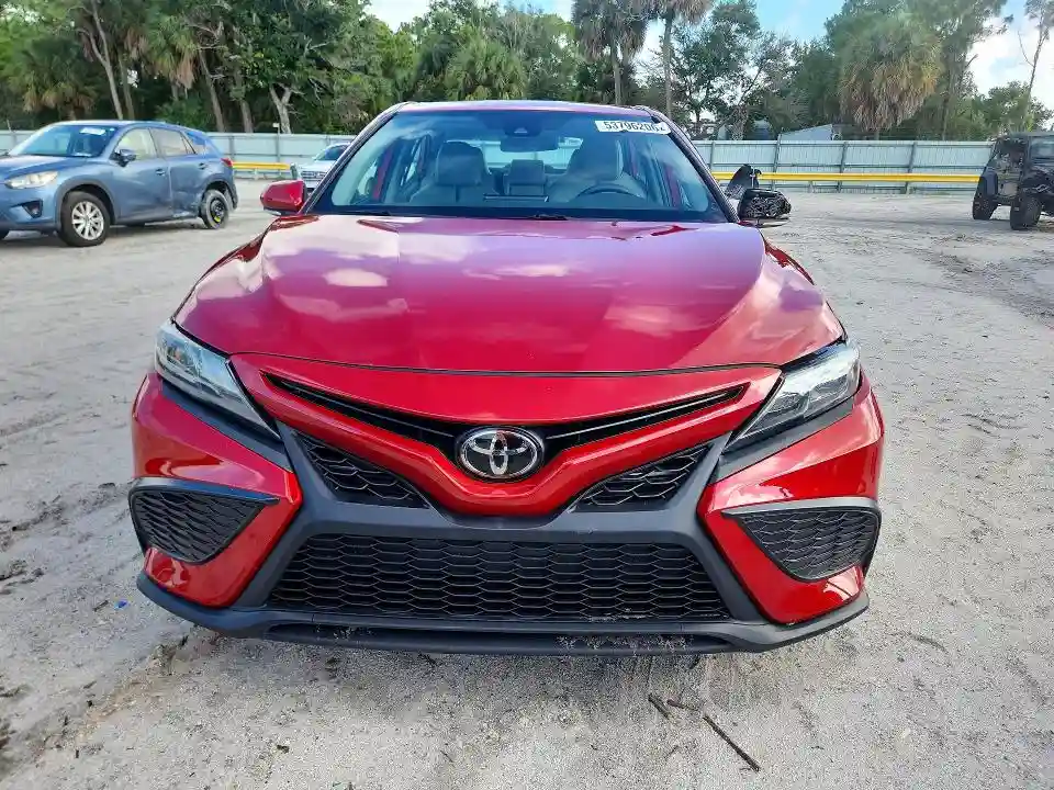 4T1G11AK2NU041503 2022 TOYOTA CAMRY-4