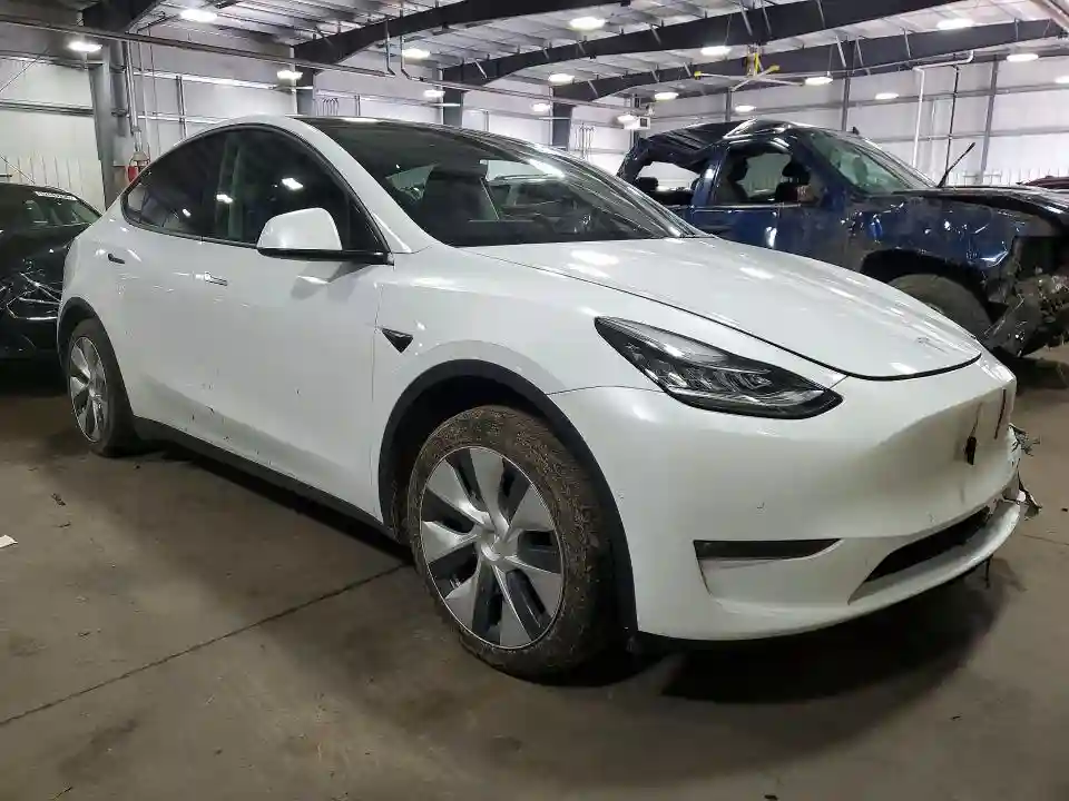 7SAYGDEE2NF323777 2022 TESLA MODEL Y-3