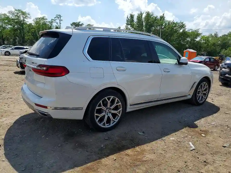 5UXCW2C06L9A03165 2020 BMW X7-2