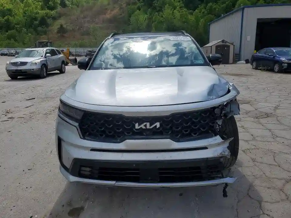 5XYRK4LFXNG086492 2022 KIA SORENTO-4