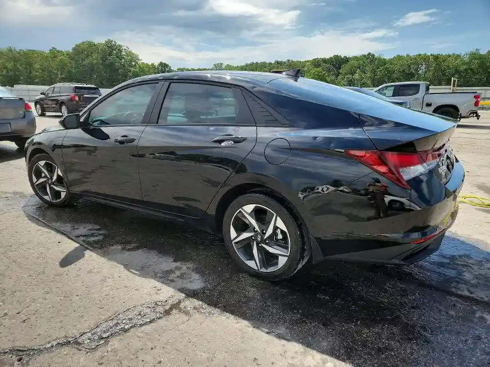 KMHLS4AG8PU444428 2023 HYUNDAI ELANTRA-1