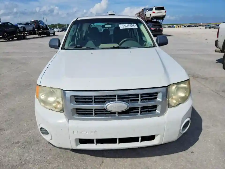 1FMCU0C70AKC97475 2010 FORD ESCAPE-4