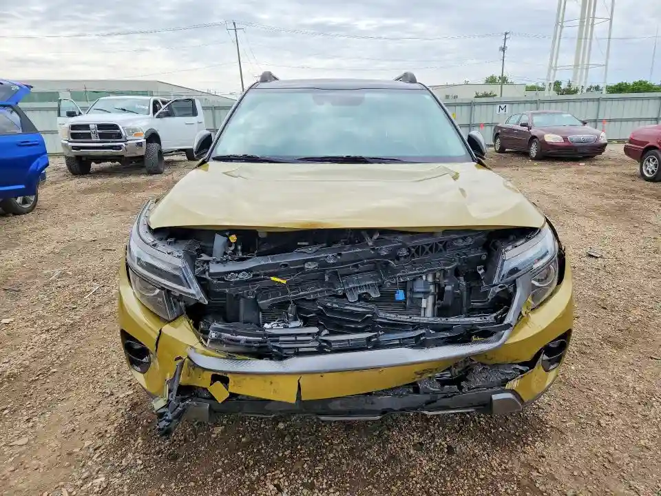 KNDEUCA70R7611013 2024 KIA SELTOS-4