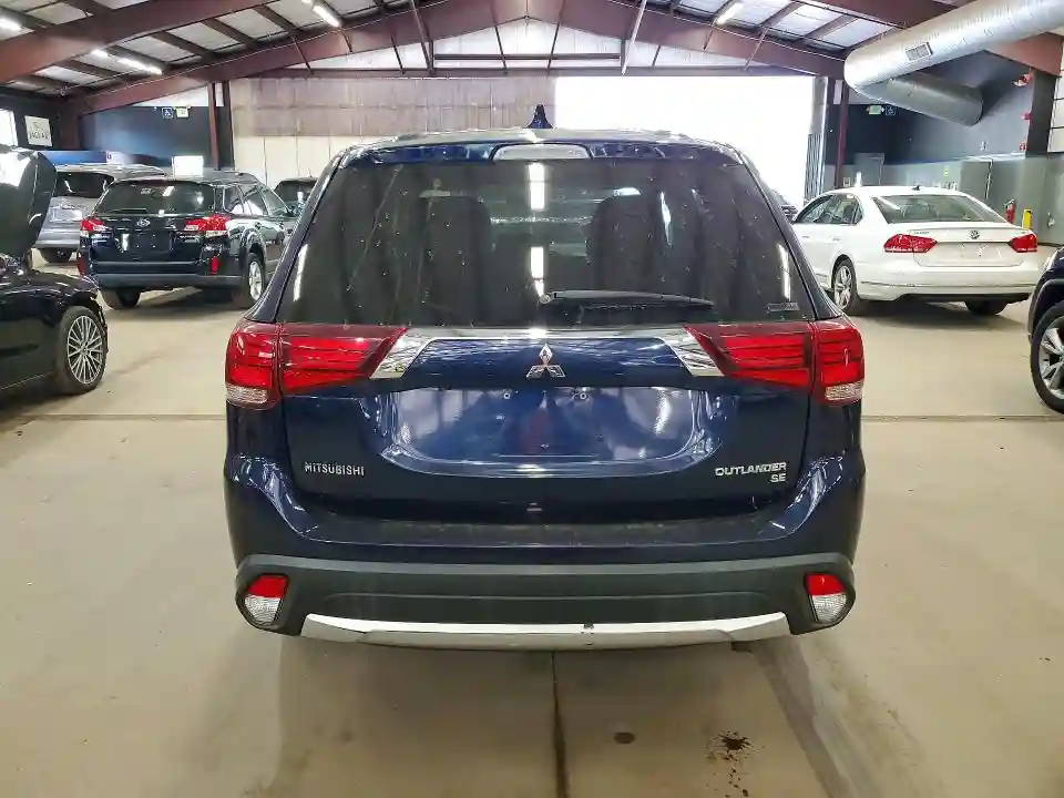 JA4AZ3A39HZ056542 2017 MITSUBISHI OUTLANDER-5