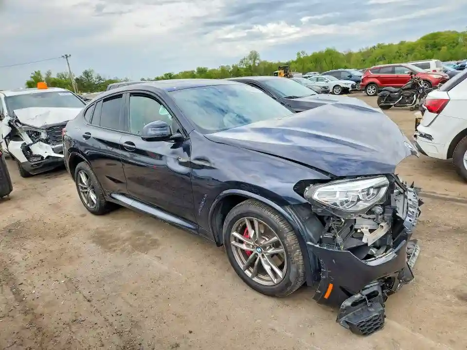 5UX2V5C0XM9E39583 2021 BMW X4-3