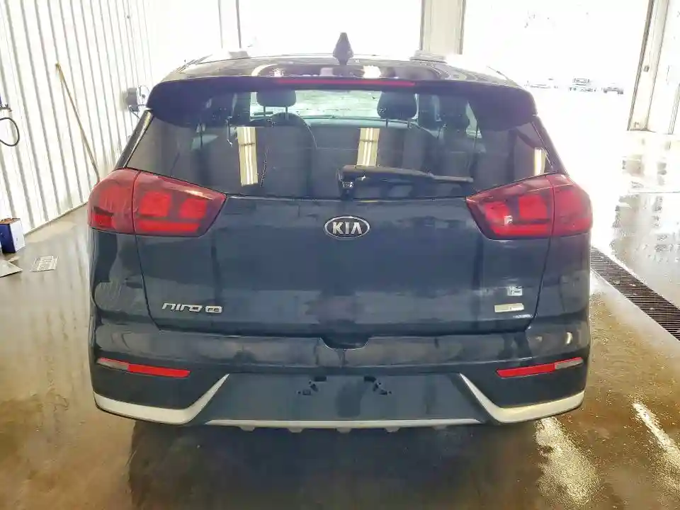 KNDCB3LC3H5067687 2017 KIA NIRO-5
