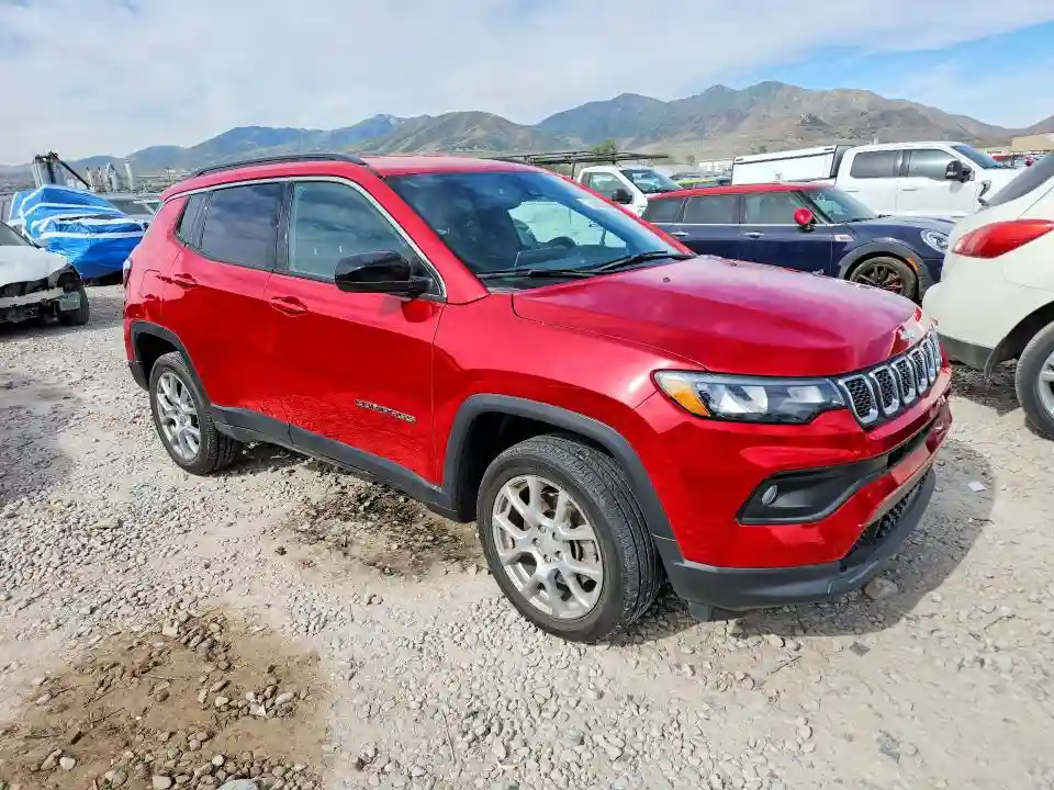 3C4NJDFN3PT520851 2023 JEEP COMPASS-3