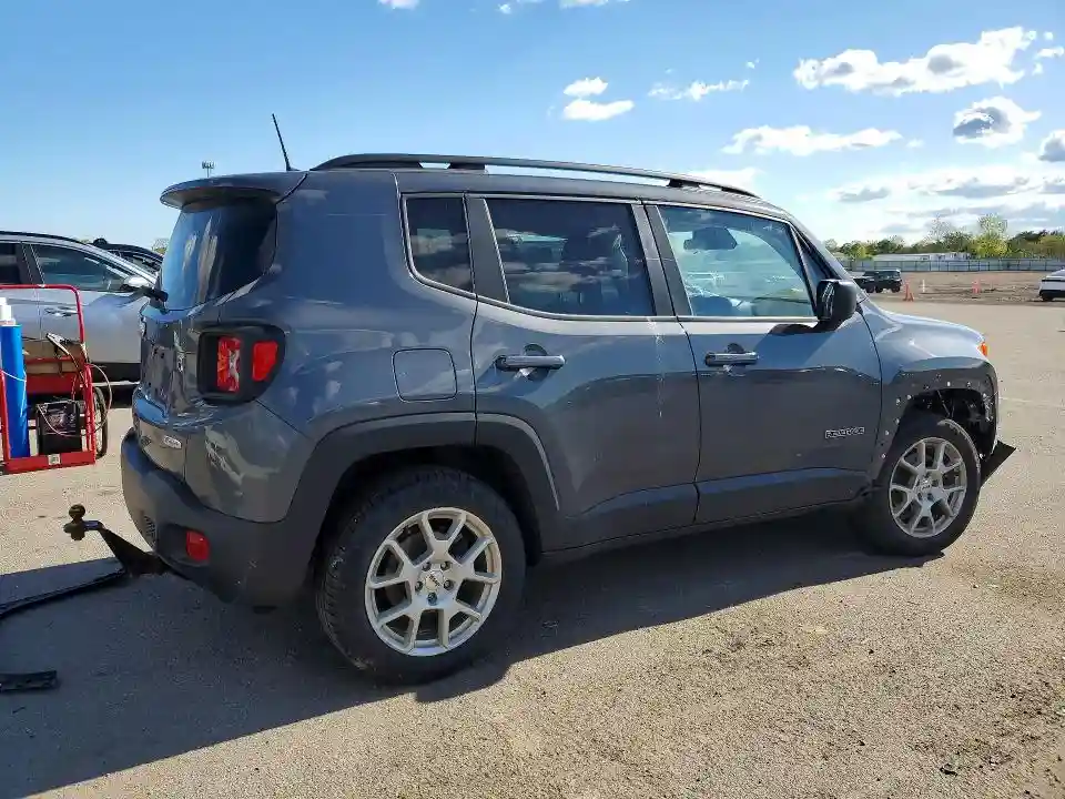ZACNJDB18NPN48133 2022 JEEP RENEGADE-2