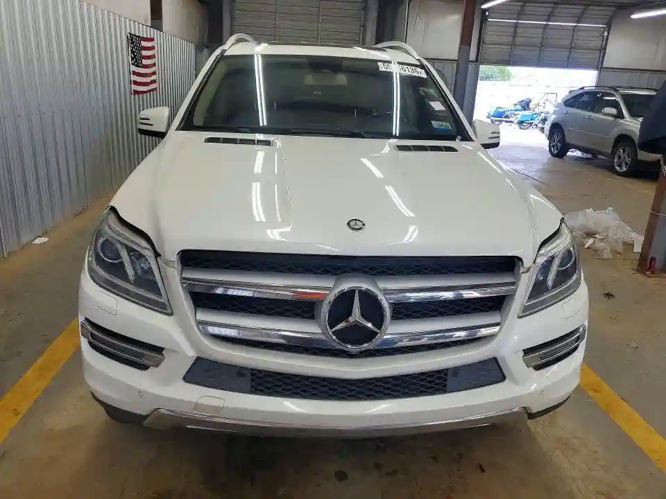 4JGDF6EE8GA640223 2016 MERCEDES-BENZ GL-CLASS-4
