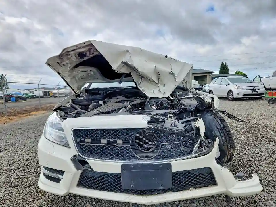 WDDLJ9BB0EA090979 2014 MERCEDES-BENZ CLS-CLASS-4