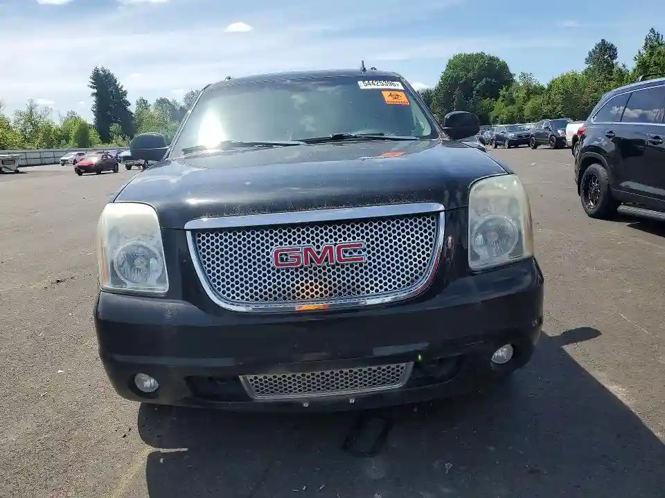 1GKS2MEF9BR188415 2011 GMC YUKON-4