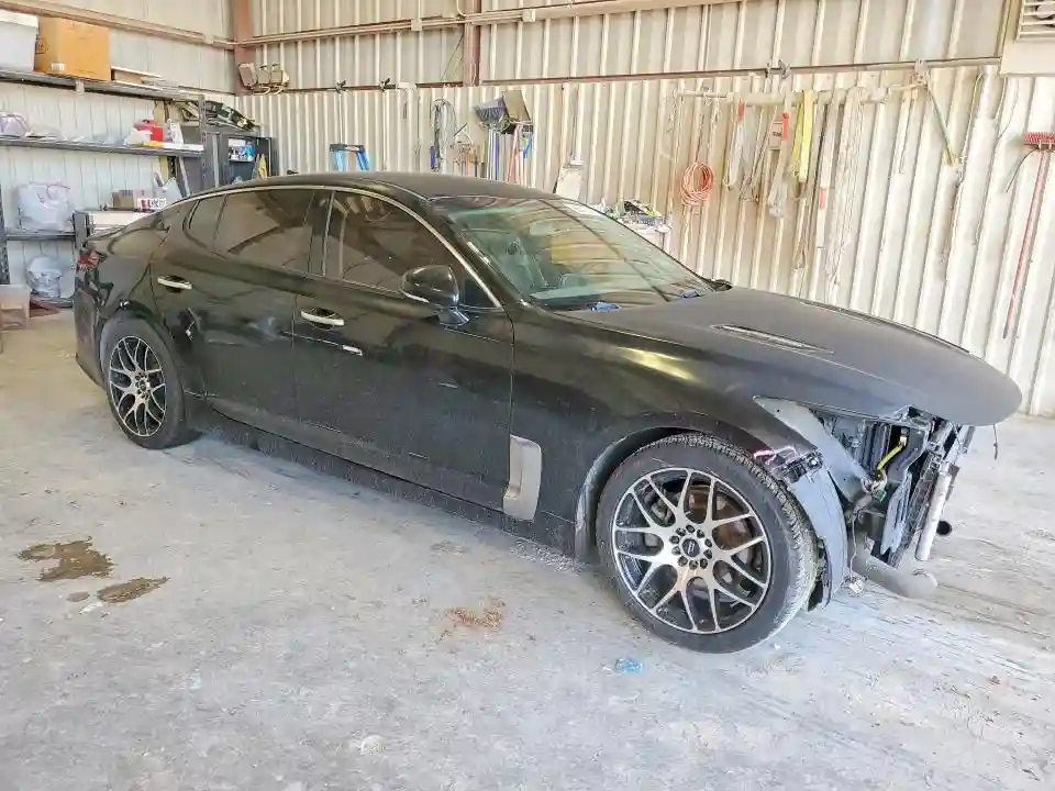 KNAE15LA7J6013800 2018 KIA STINGER-3