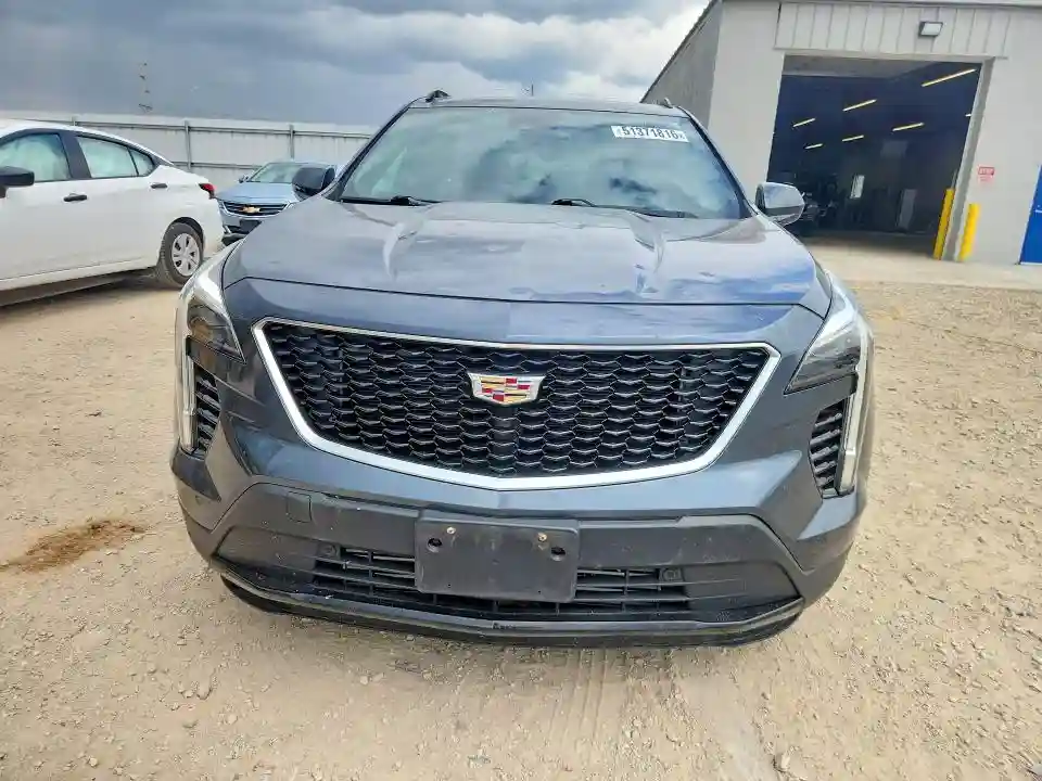 1GYFZFR41KF102040 2019 CADILLAC XT4-4
