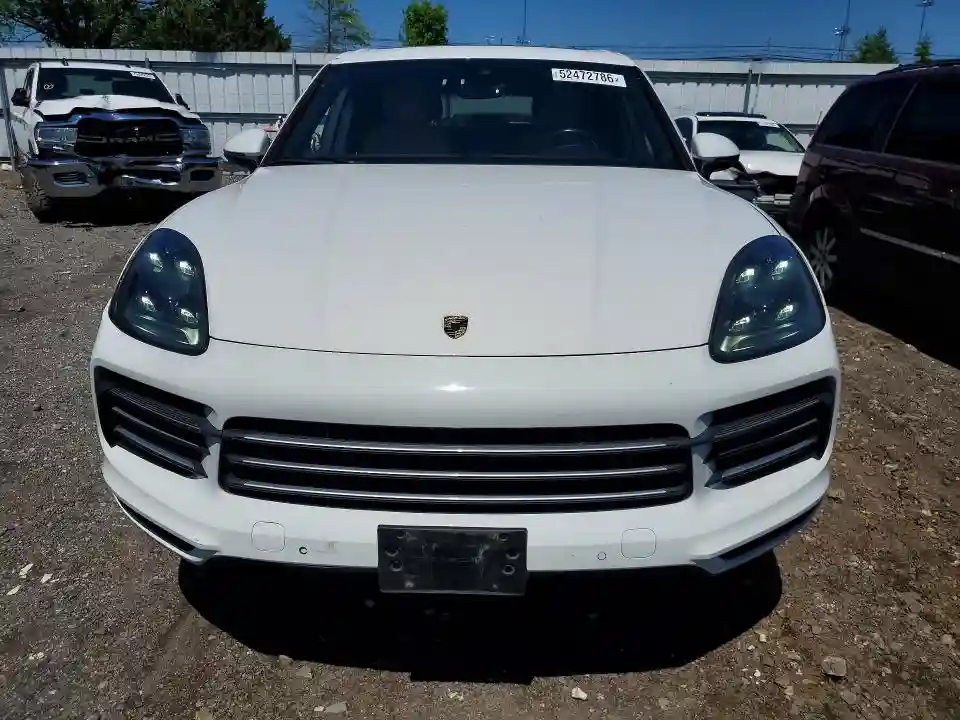 WP1AA2AY9KDA06830 2019 PORSCHE CAYENNE-4