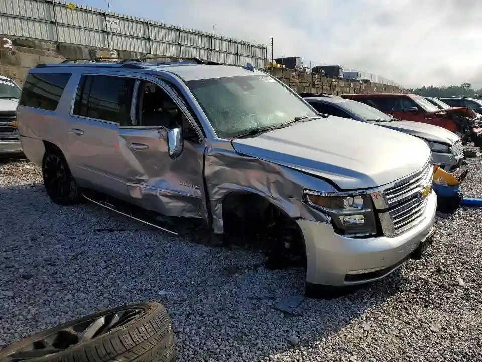1GNSKJKC8JR122982 2018 CHEVROLET SUBURBAN-3