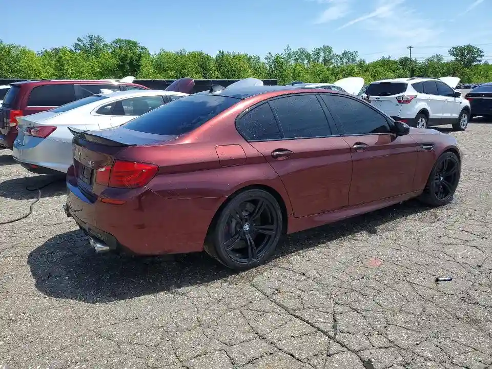 WBSFV9C51DD095988 2013 BMW M5-2