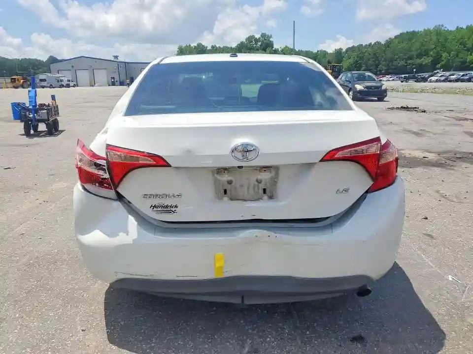 5YFBURHE1JP806180 2018 TOYOTA COROLLA-5