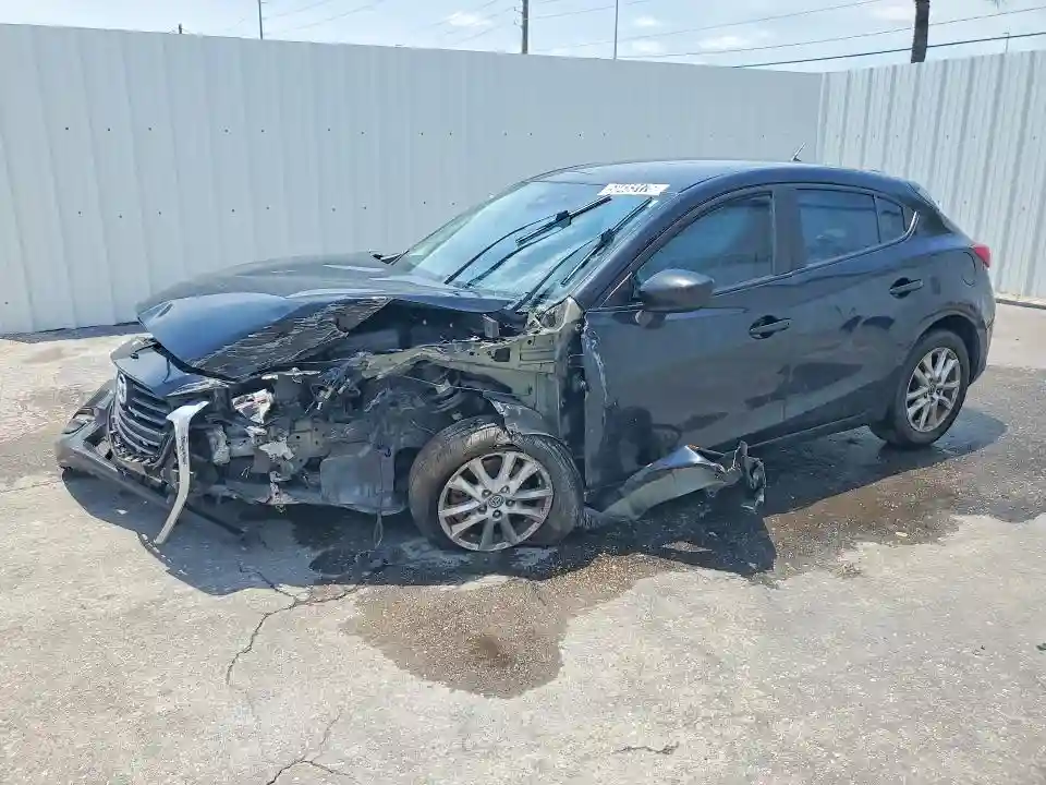 3MZBN1K74JM260178 2018 MAZDA 3-0