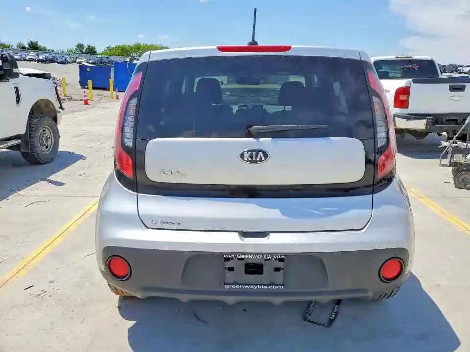 KNDJN2A21H7484281 2017 KIA SOUL-5