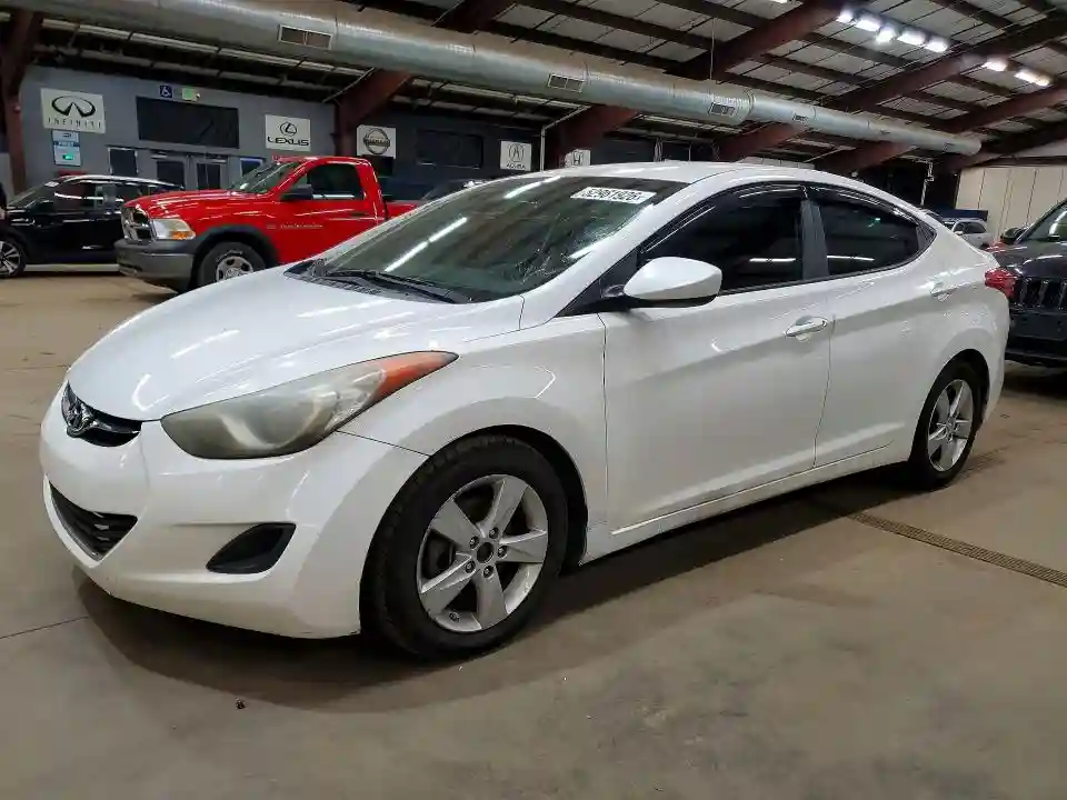 5NPDH4AE6DH363133 2013 HYUNDAI ELANTRA-0