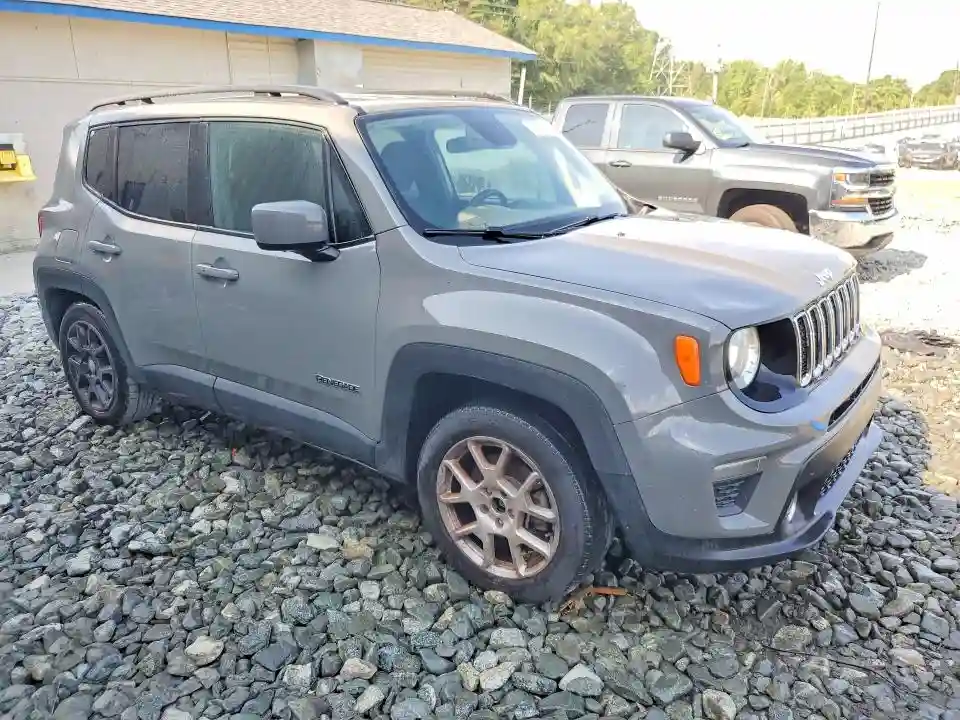 ZACNJABB1LPL35772 2020 JEEP RENEGADE-3