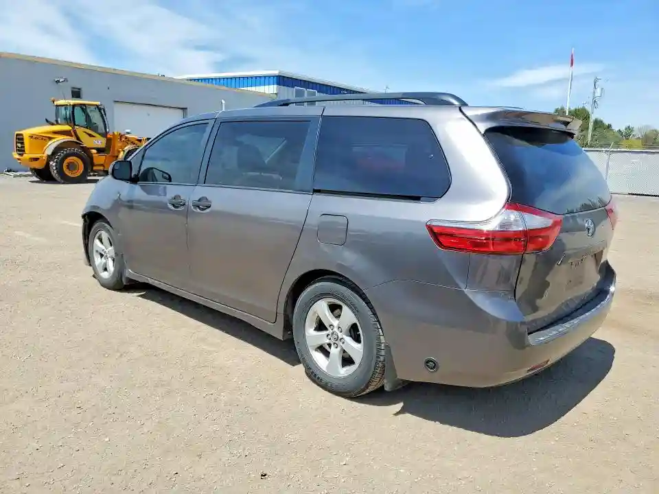 5TDZZ3DC8KS967829 2019 TOYOTA SIENNA-1