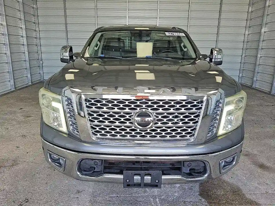 1N6AA1E55HN519486 2017 NISSAN TITAN-4