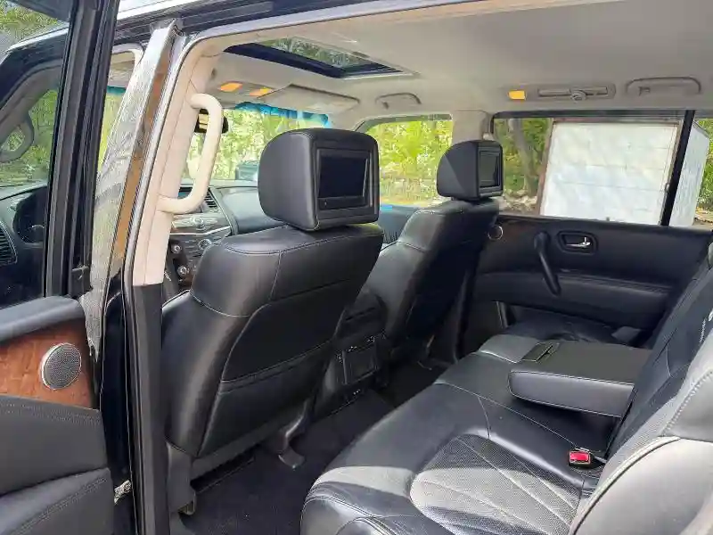 JN8AZ2NC5D9350142 2013 INFINITI QX56-5