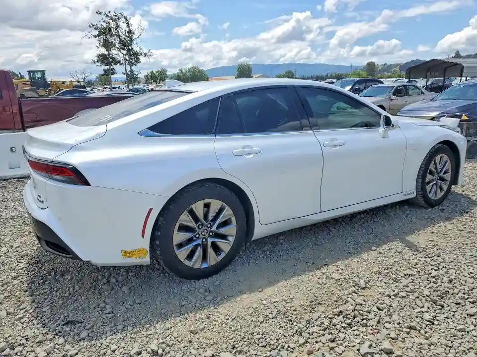 JTDAAAAA9NA004273 2022 TOYOTA MIRAI-2