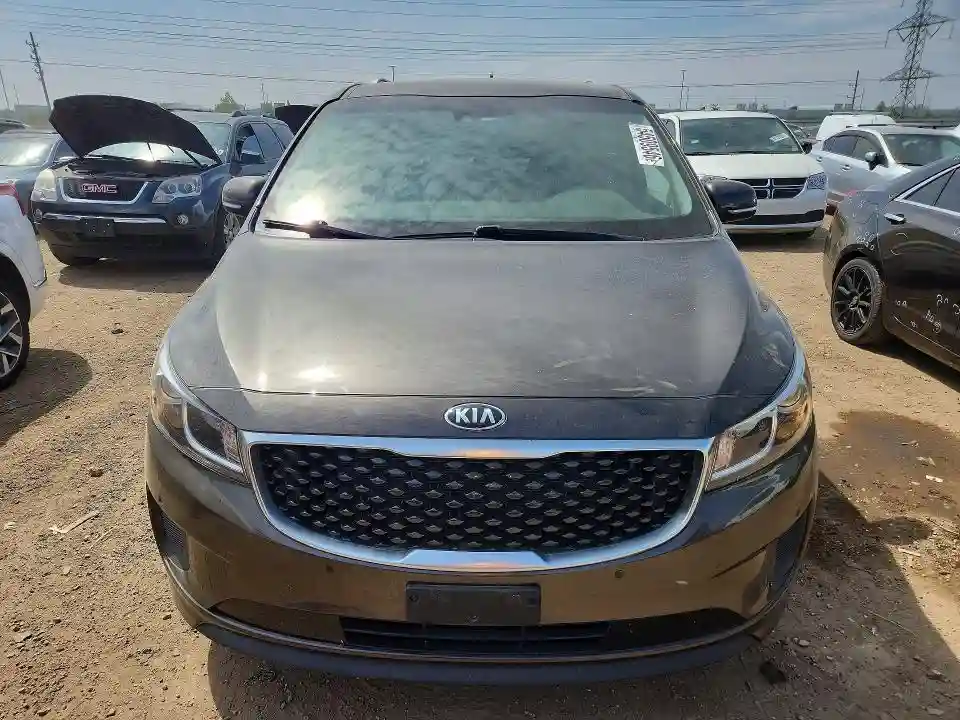 KNDMB5C12J6378834 2018 KIA SEDONA-4