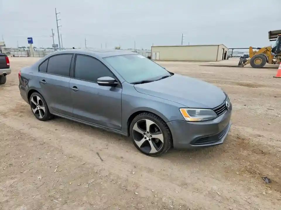 3VWLL7AJ0BM111553 2011 VOLKSWAGEN JETTA-3