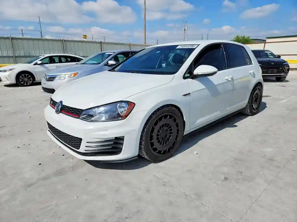 3VW4T7AU7HM008976 2017 VOLKSWAGEN GTI-0