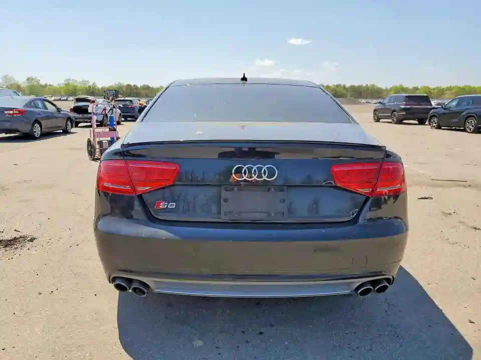 WAUD2AFD3EN005177 2014 AUDI S8-5