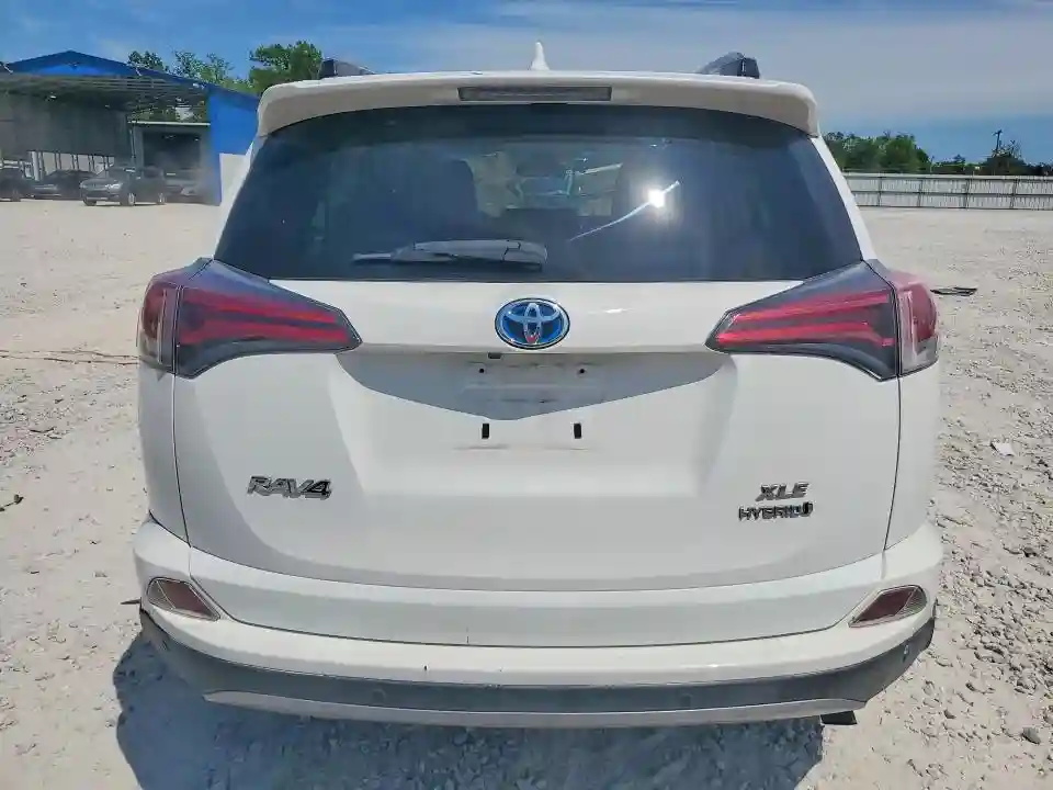 JTMRJREVXHD072924 2017 TOYOTA RAV4-5