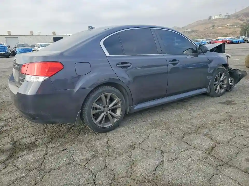 4S3BMBK61D3004833 2013 SUBARU LEGACY-2