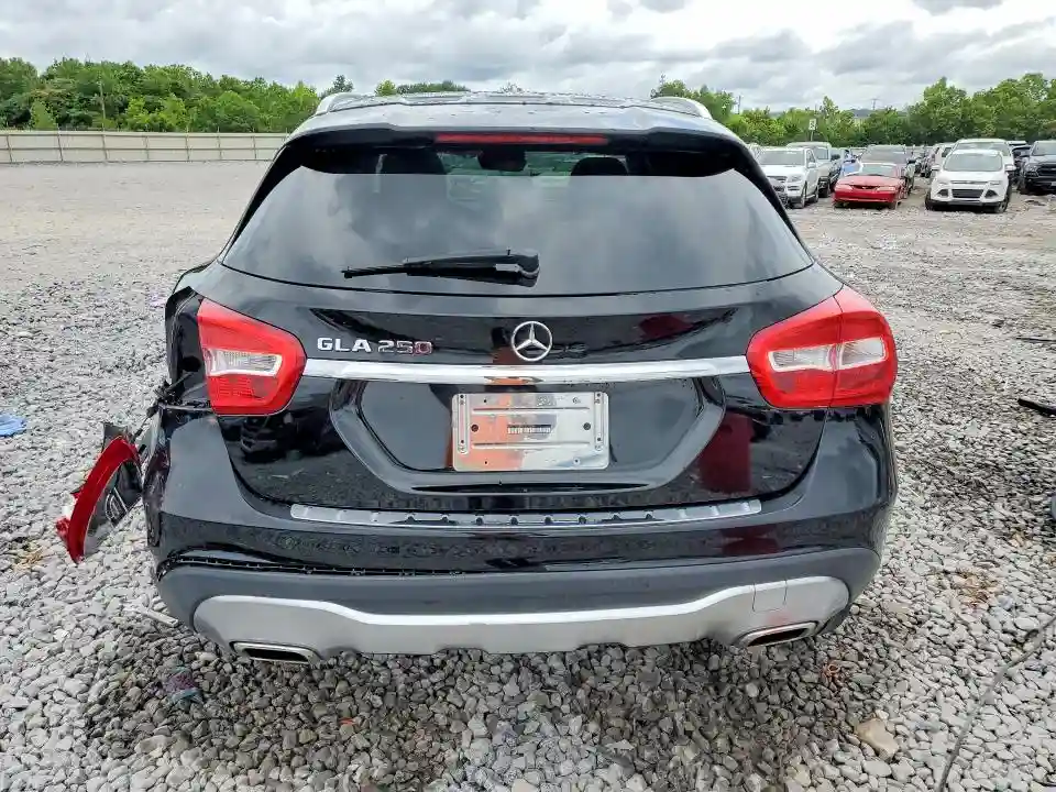 WDCTG4EB2JJ435246 2018 MERCEDES-BENZ GLA-CLASS-5