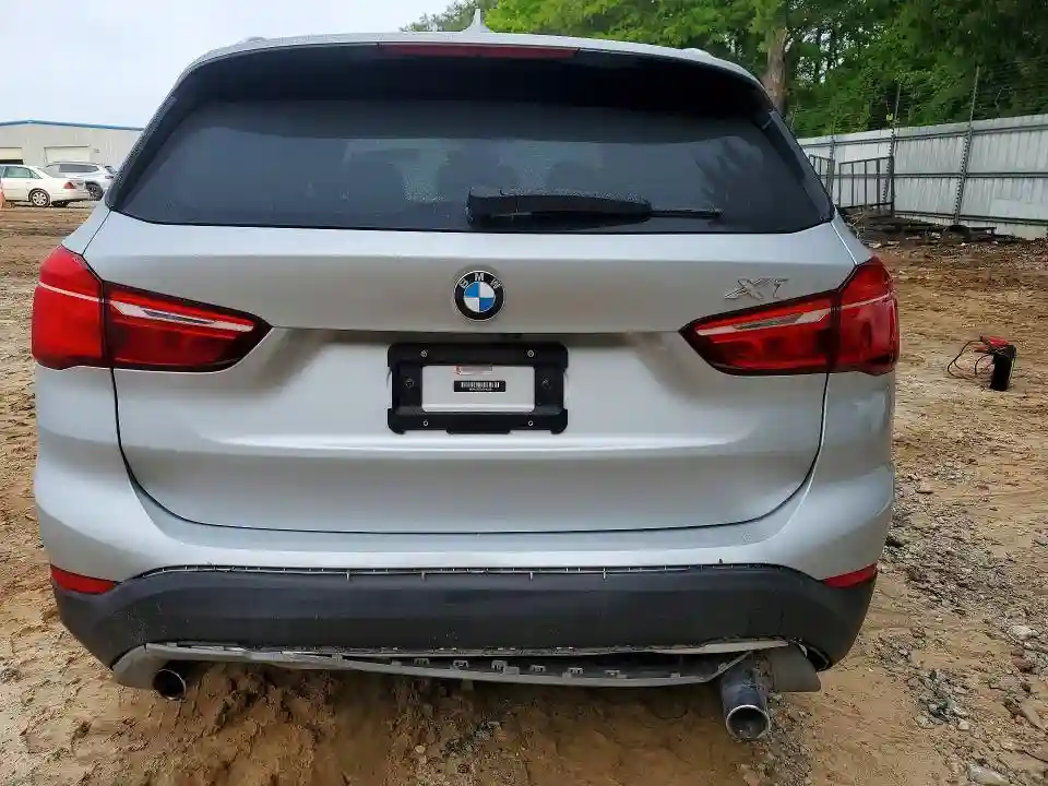 WBXHU7C36J5H41088 2018 BMW X1-5