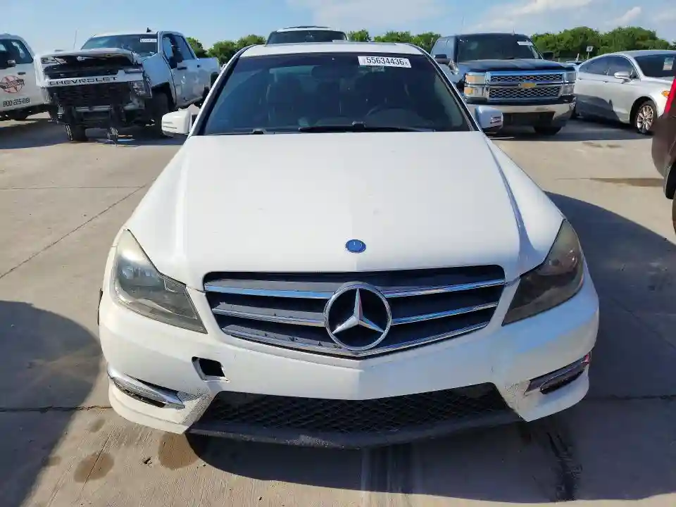 WDDGF4HB4ER314561 2014 MERCEDES-BENZ C-CLASS-4