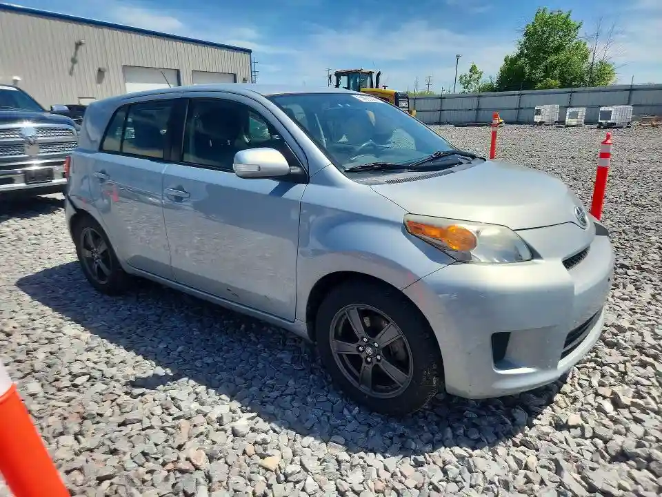 JTKKUPB40D1038441 2013 SCION XD-3