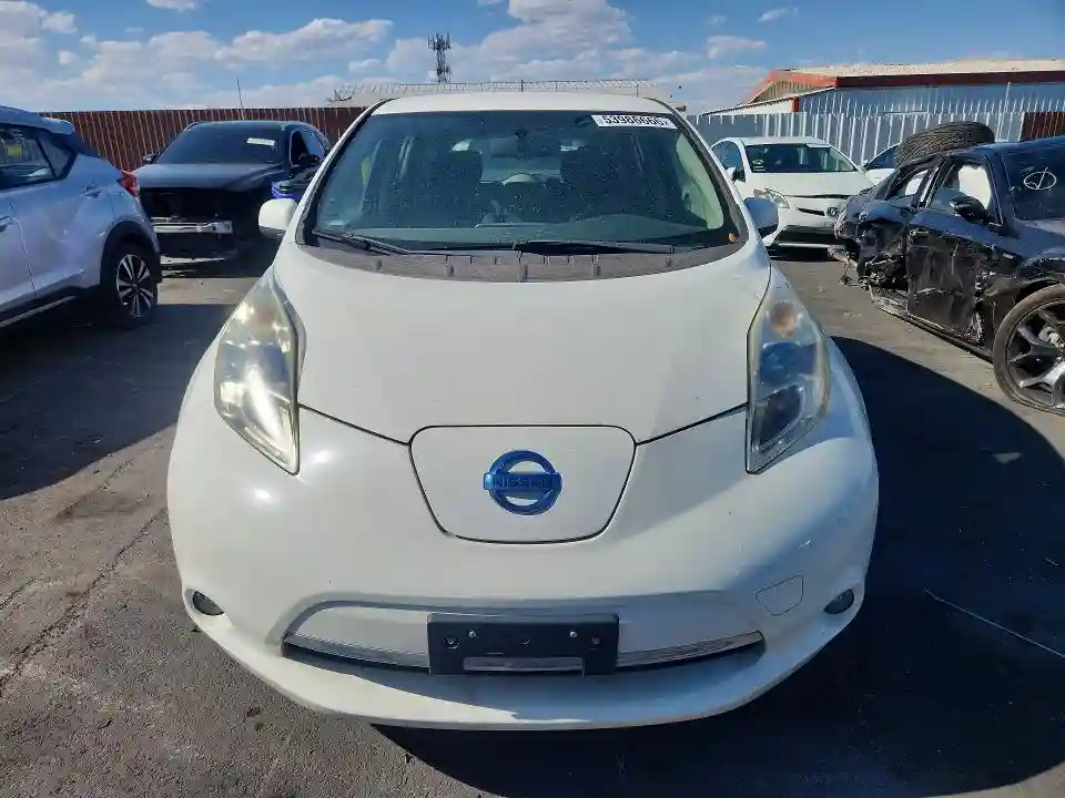 1N4AZ0CPXFC326470 2015 NISSAN LEAF-4