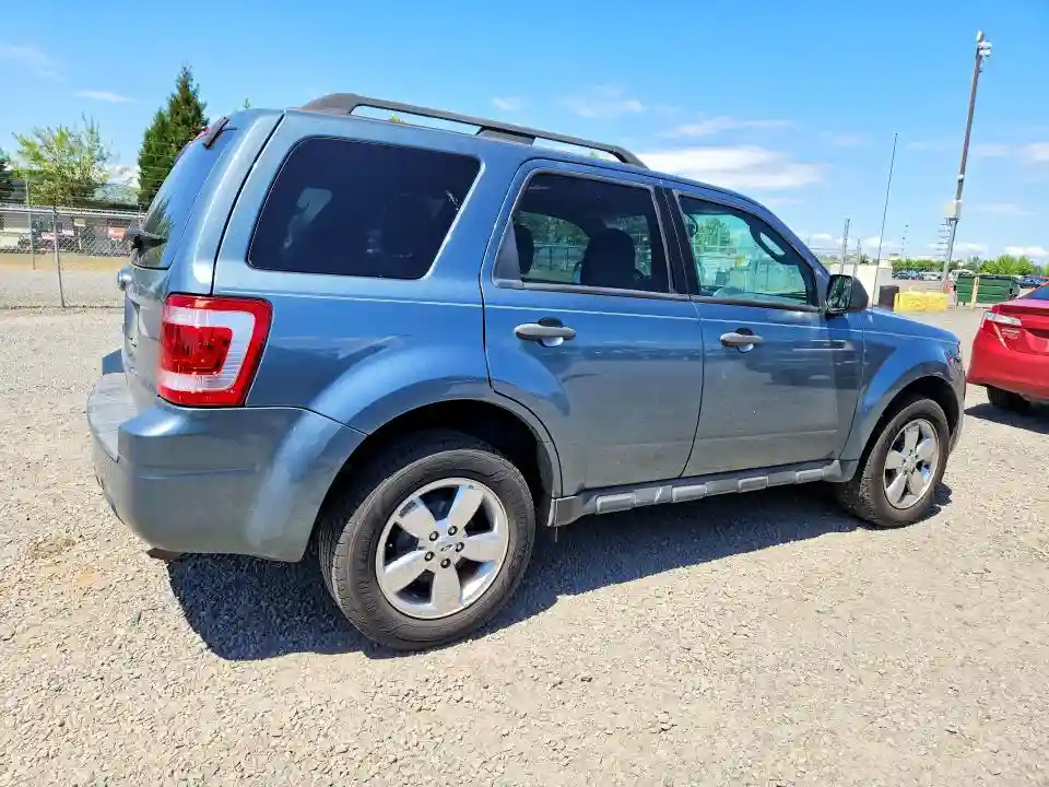 1FMCU9D70AKB95600 2010 FORD ESCAPE-2