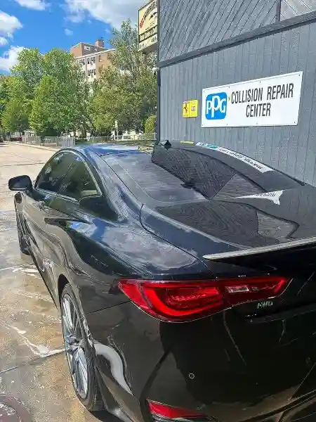 JN1FV7EL7HM702329 2017 INFINITI Q60-2