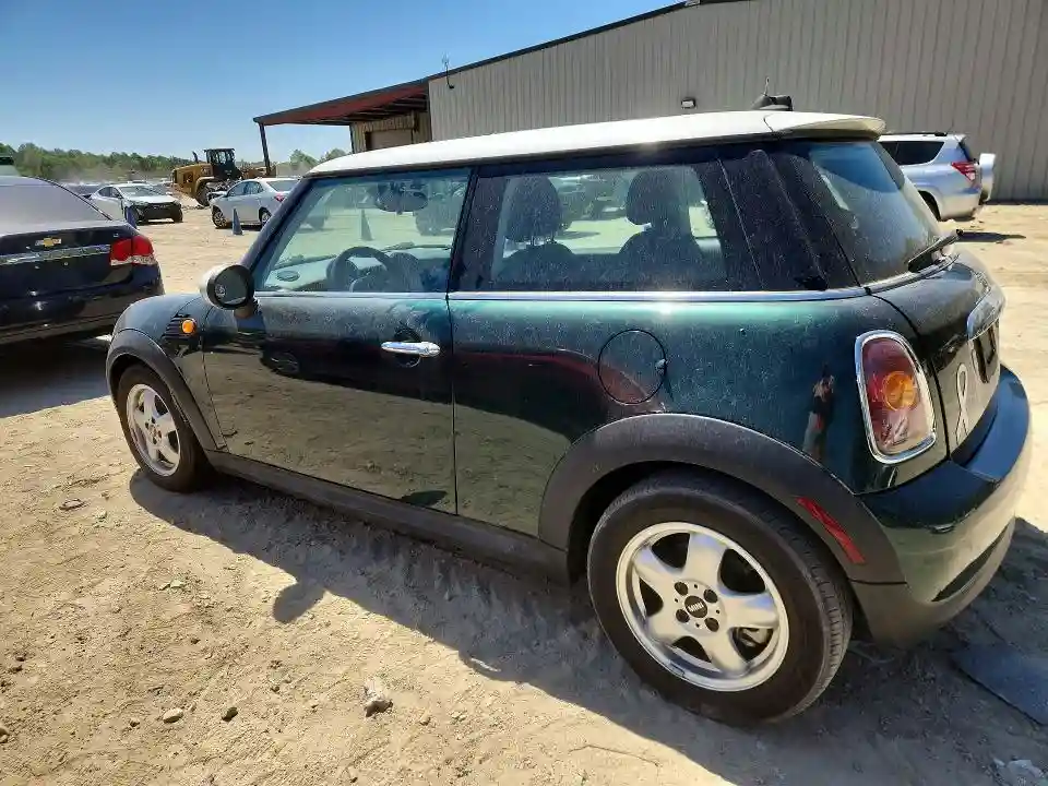 WMWMF3C51ATU78580 2010 MINI COOPER-1