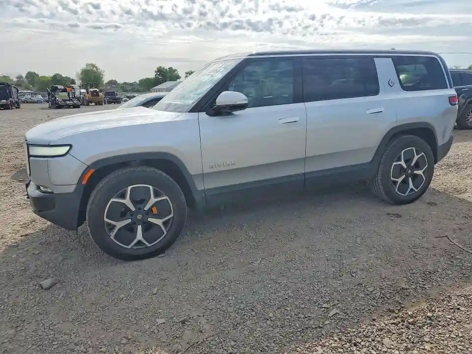 7PDSGABA3RN034071 2024 RIVIAN RIS-0